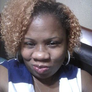 Meet your Posher, Yolonda